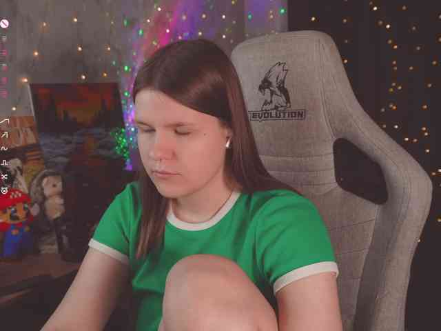 cutesoneckaaa webcam