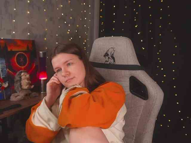 cutesoneckaaa webcam