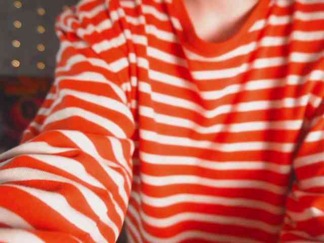 cutesoneckaaa webcam