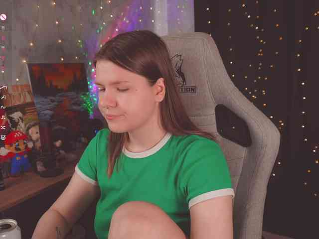 cutesoneckaaa webcam