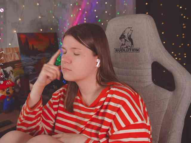 cutesoneckaaa webcam