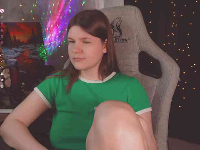 cutesoneckaaa webcam