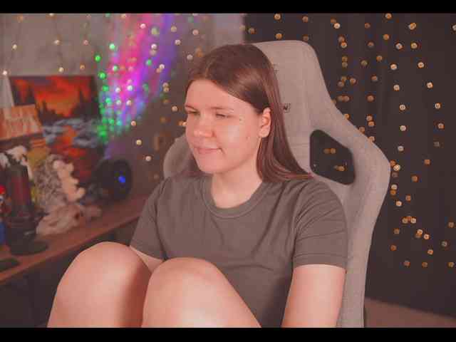 cutesoneckaaa webcam