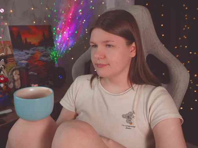 cutesoneckaaa webcam