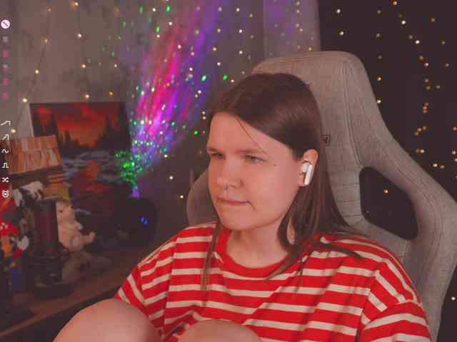cutesoneckaaa webcam