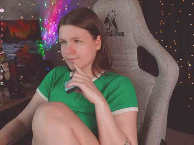 Model: cutesoneckaaa