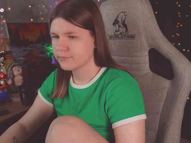 cutesoneckaaa webcam