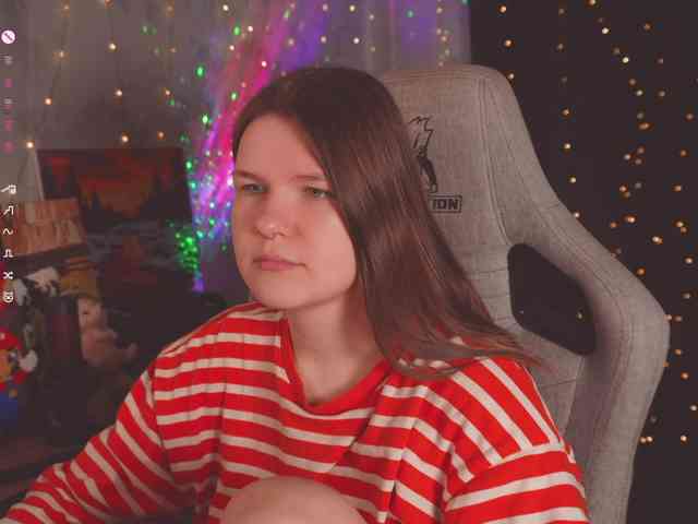 cutesoneckaaa webcam