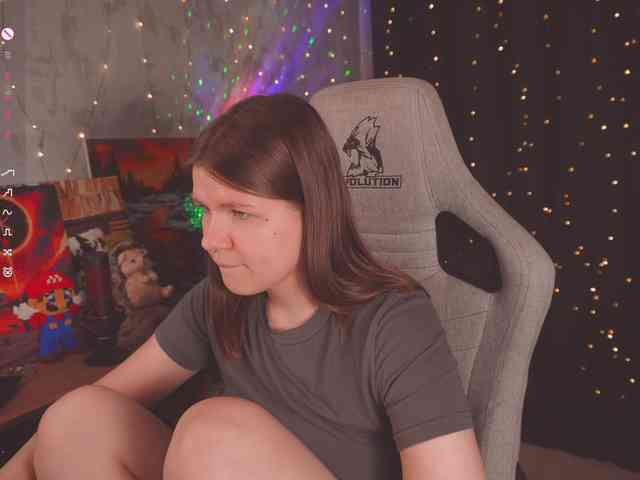 cutesoneckaaa webcam