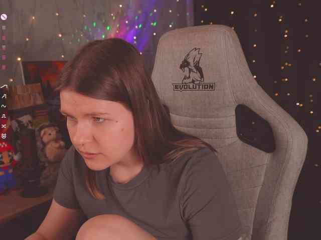 cutesoneckaaa webcam