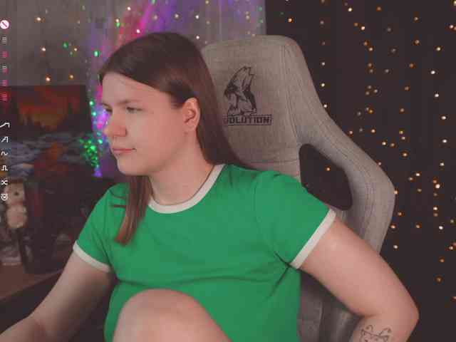 cutesoneckaaa webcam