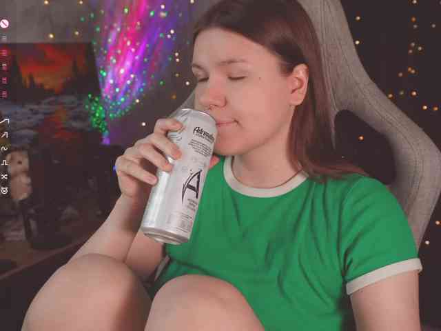 cutesoneckaaa webcam
