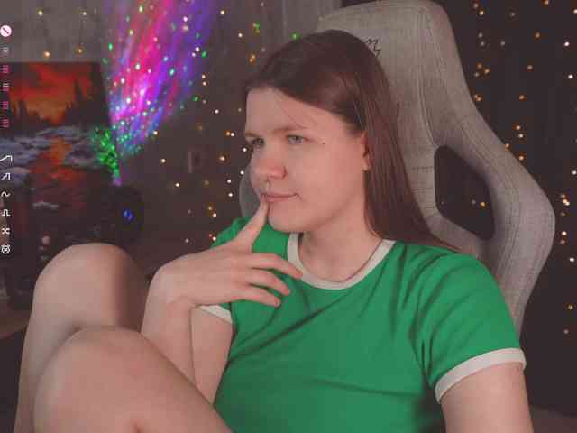 cutesoneckaaa webcam