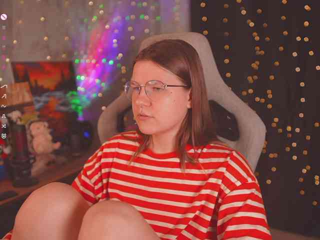 cutesoneckaaa webcam