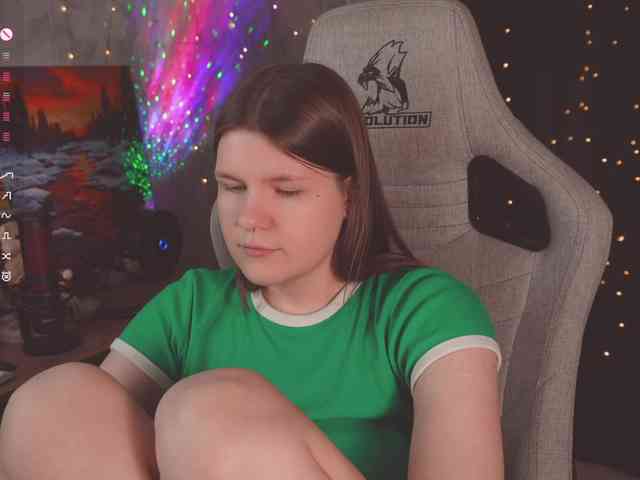cutesoneckaaa webcam