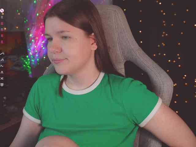 cutesoneckaaa webcam