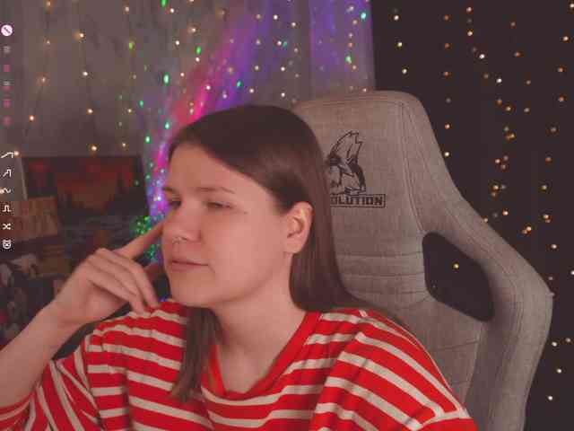 cutesoneckaaa webcam