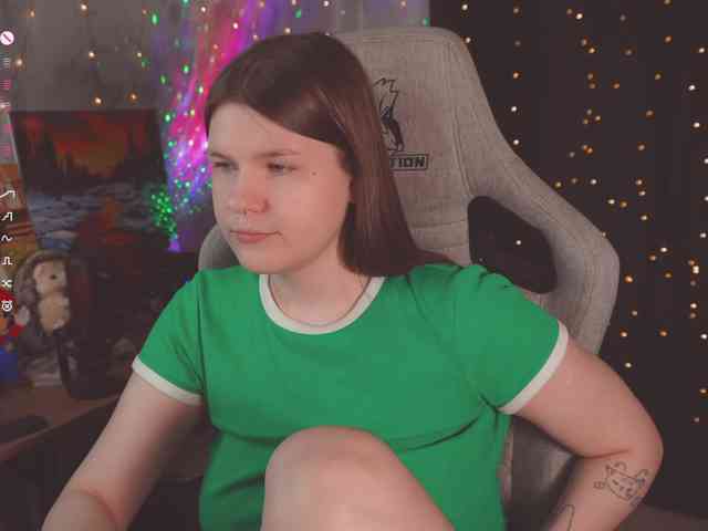 cutesoneckaaa webcam