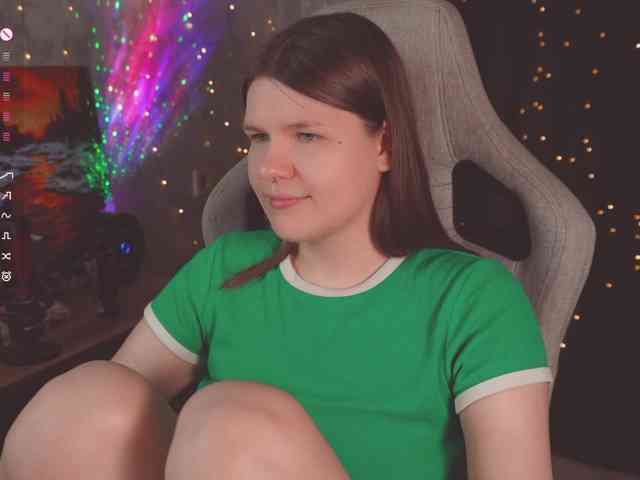cutesoneckaaa webcam