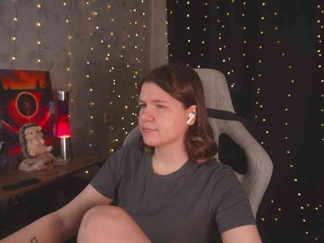 cutesoneckaaa webcam