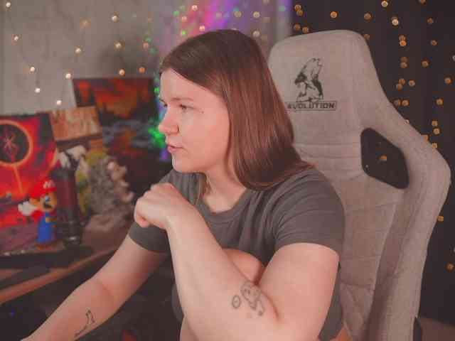 cutesoneckaaa webcam