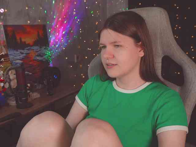 cutesoneckaaa webcam