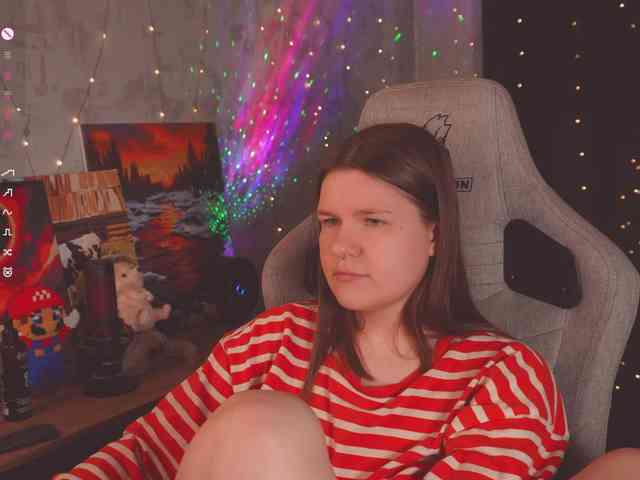 cutesoneckaaa webcam