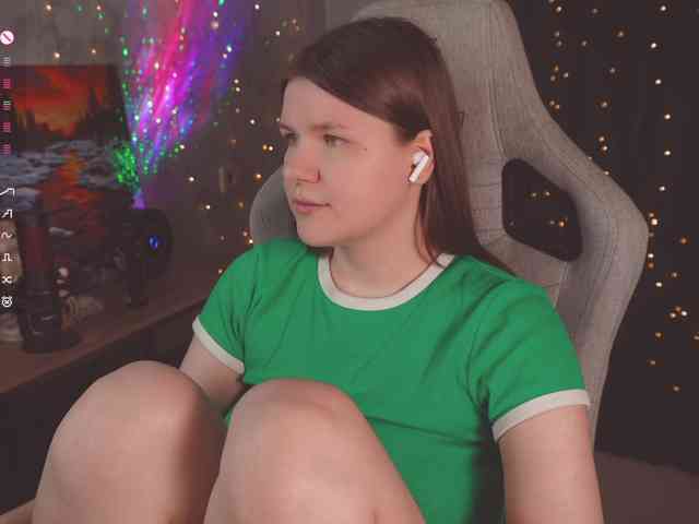 cutesoneckaaa webcam