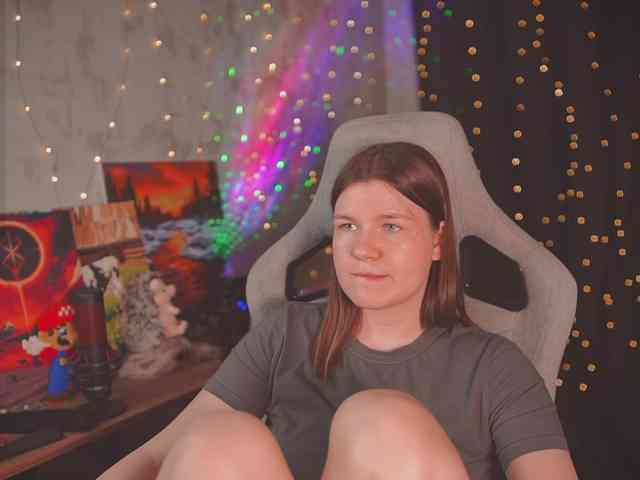 cutesoneckaaa webcam