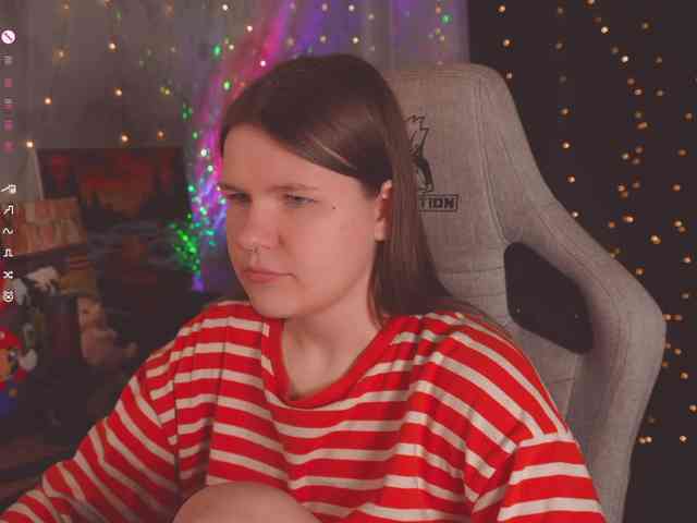 cutesoneckaaa webcam