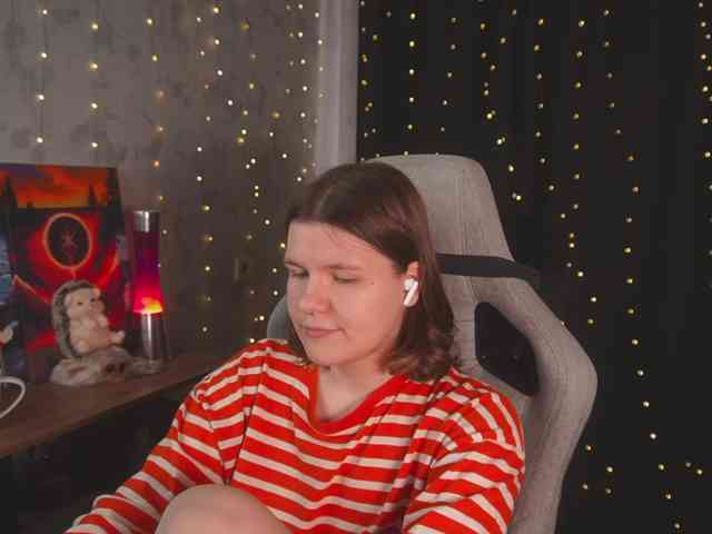 cutesoneckaaa webcam