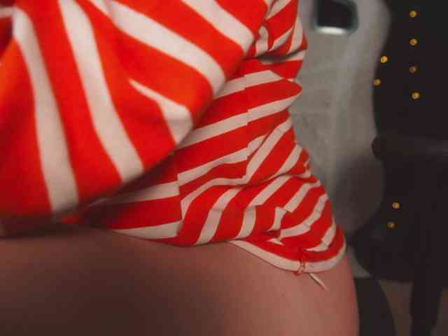 cutesoneckaaa webcam