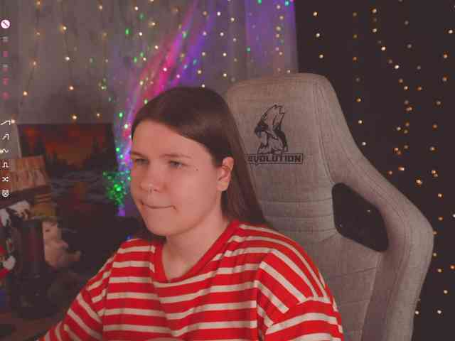 cutesoneckaaa webcam