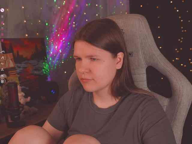 cutesoneckaaa webcam