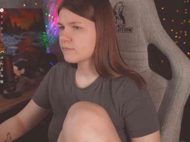 cutesoneckaaa webcam