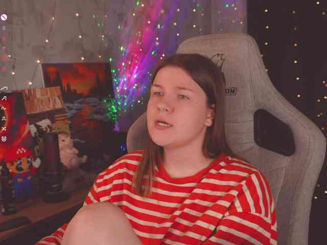 cutesoneckaaa webcam