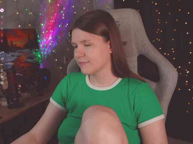 cutesoneckaaa webcam