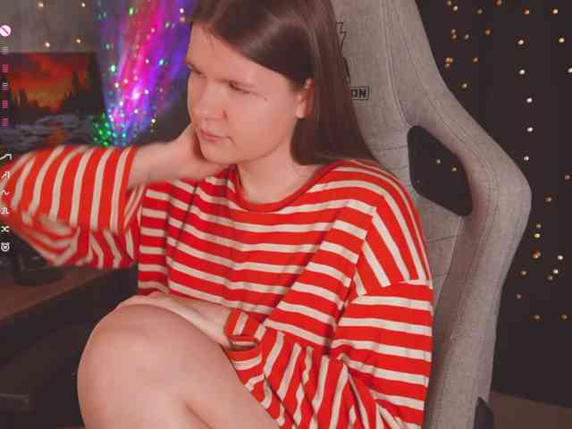 cutesoneckaaa webcam