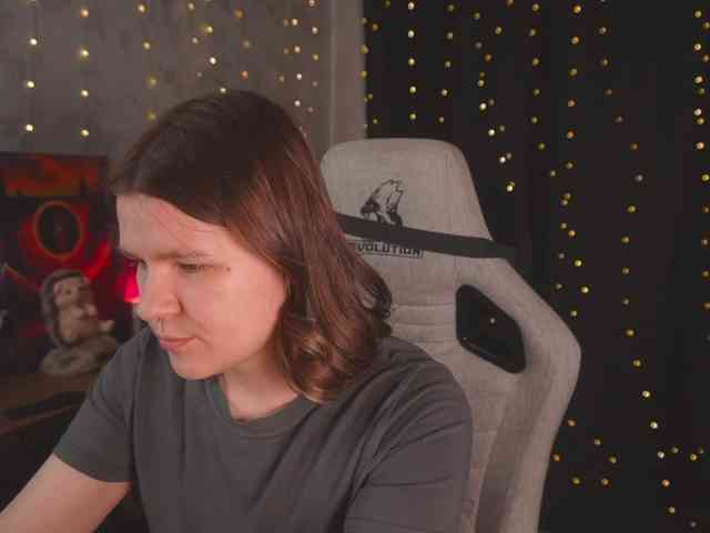 cutesoneckaaa webcam