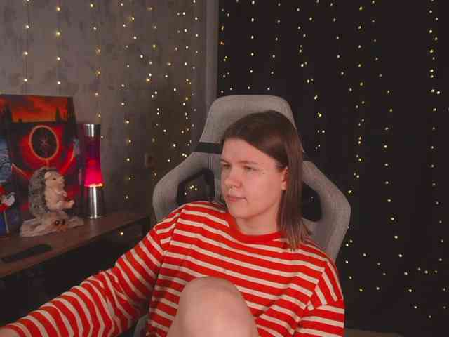 cutesoneckaaa webcam