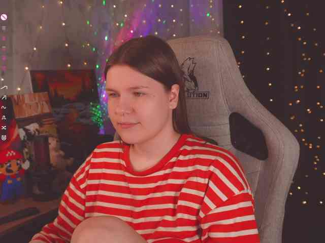 cutesoneckaaa webcam