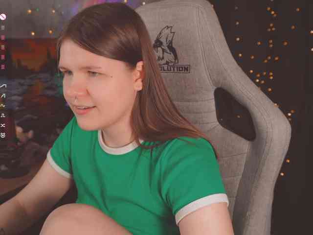 cutesoneckaaa webcam