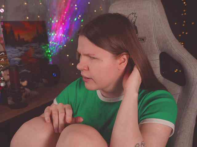 cutesoneckaaa webcam