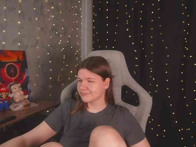 cutesoneckaaa webcam