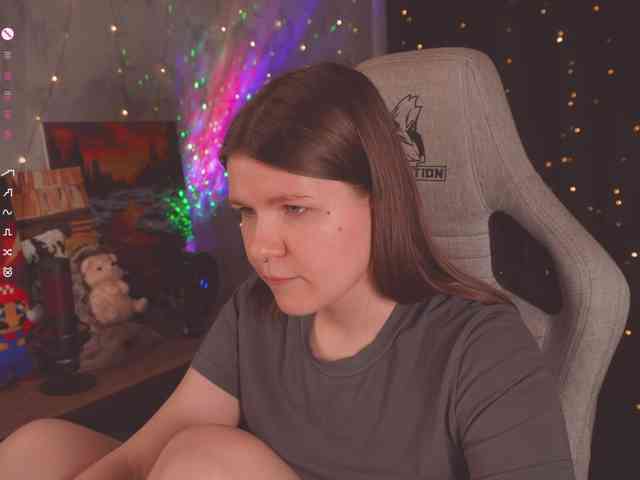 cutesoneckaaa webcam