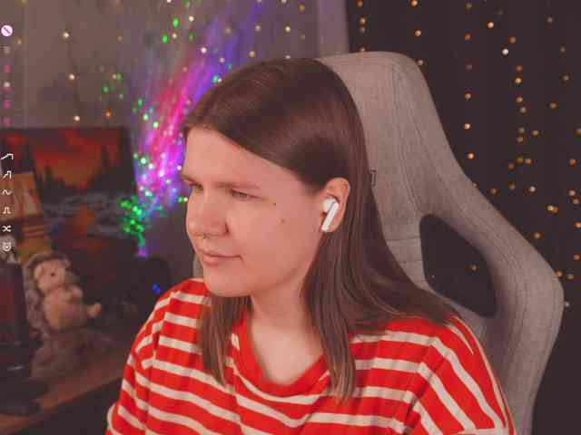 cutesoneckaaa webcam