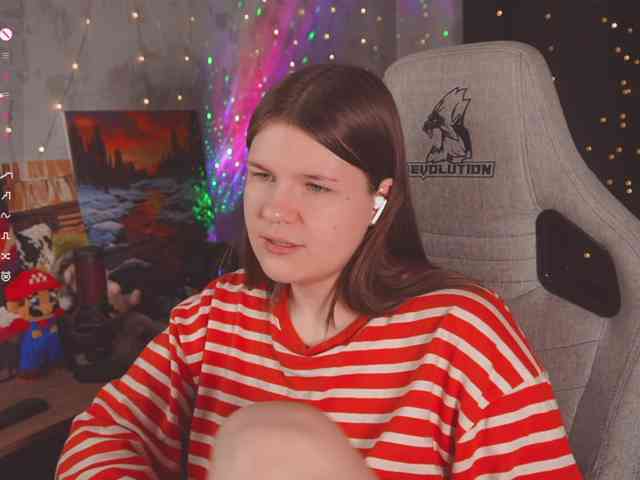 cutesoneckaaa webcam