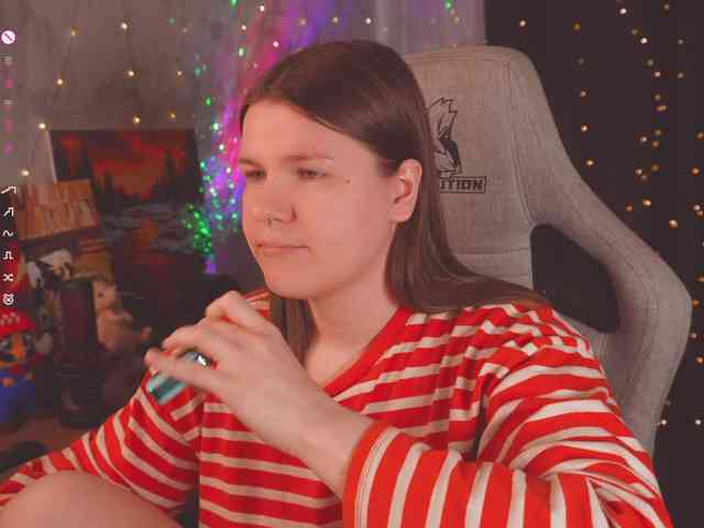 cutesoneckaaa webcam