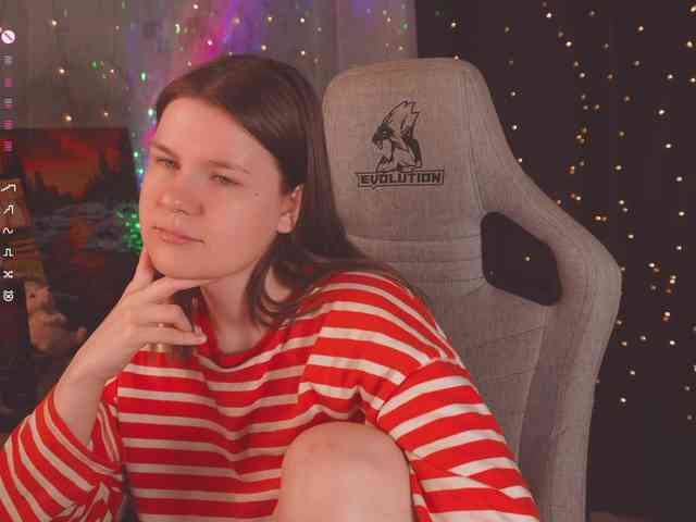 cutesoneckaaa webcam