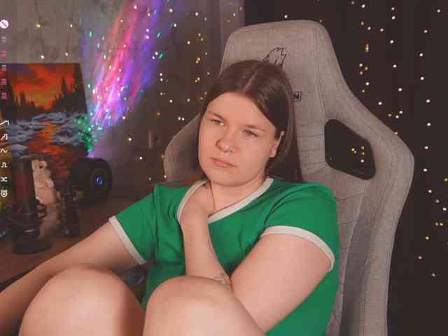 cutesoneckaaa webcam